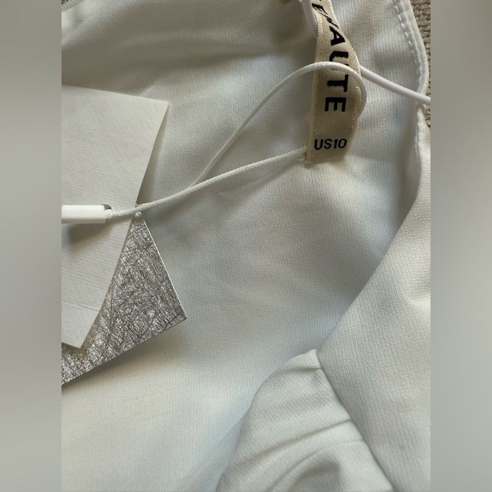 NWT Fehaute White Pleated Chiffon V Neck Long Sleeve A-Line Maxi Dress Sz 10 - Picture 10 of 13